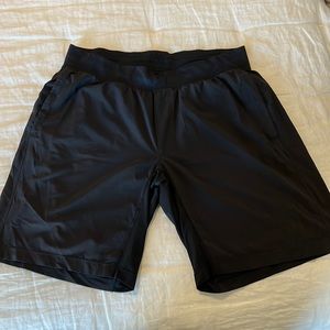 Lululemon 9” T.H.E. Short Linerless. Size XL